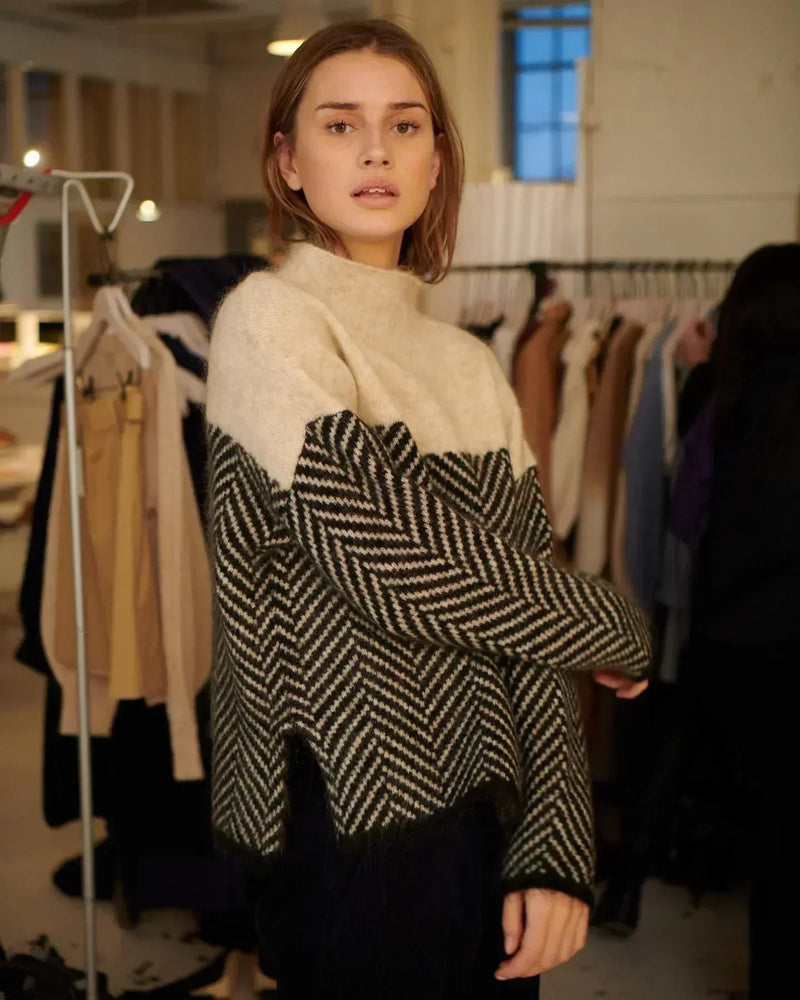 Collage showing the Vienna turtleneck sweater in beige, blue, and lilac colorways