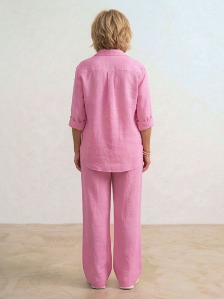 Vivian beige set on a plus-size model, side view