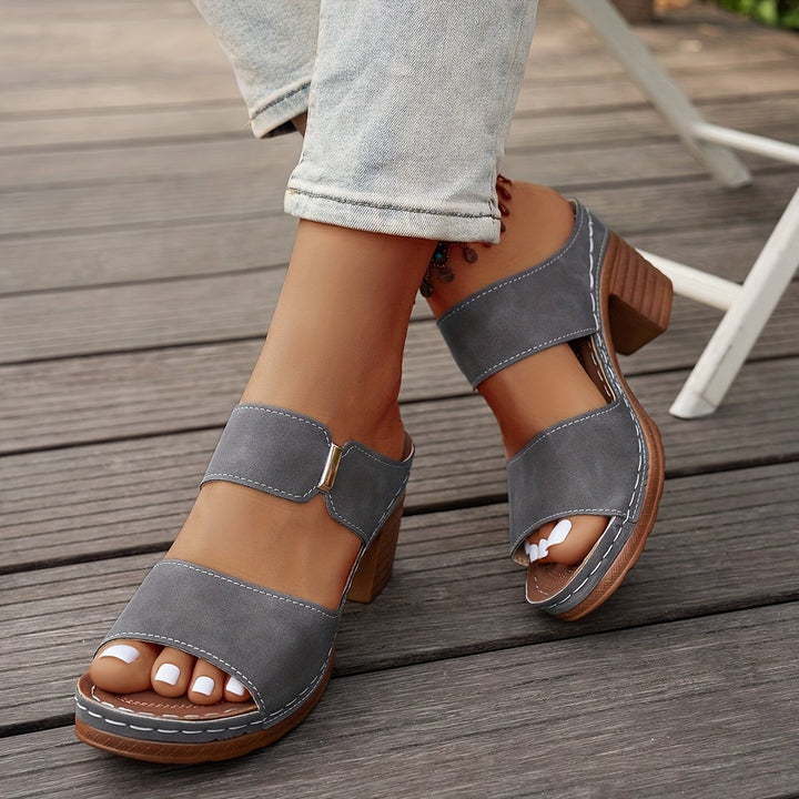 Zelda women's sandal in beige, top-down view highlighting strap detail